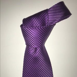 Authentic classic David Donahue Tie MSRP 125